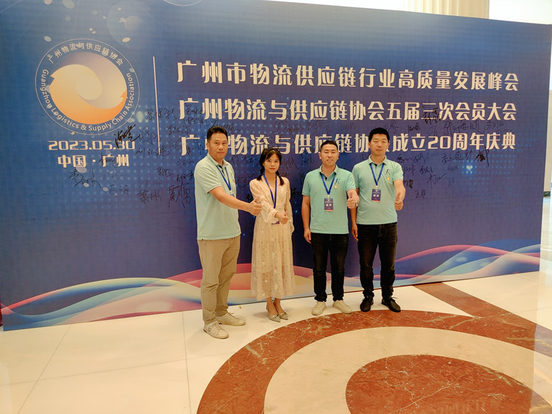 �V����������(y��ng)朕�(hu��)�T���(hu��)